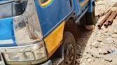 Mitsubishi Canter bei poa sokoni Dar es Salaam Tanzania