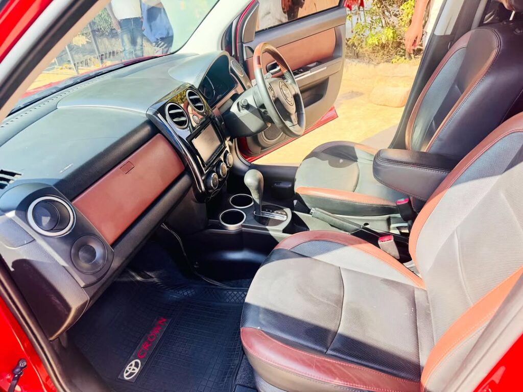 Used Mazda Verisa 2008 for Sale in Mwanza