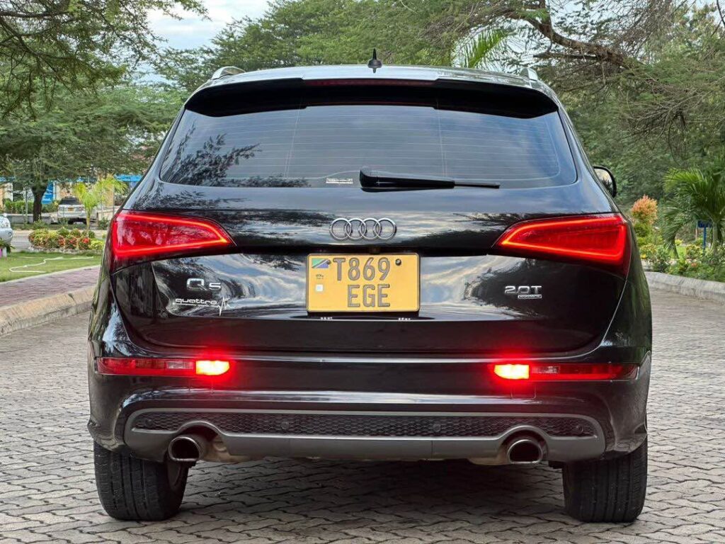 Price Audi Q5 2012 for Sale in Dar es Salaam