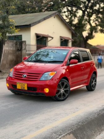 Bei Ya Toyota IST 2005 Sokoni Dar es Salaam Tanzania
