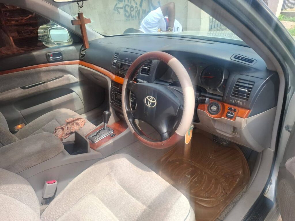 Toyota Mark II 2002 for Sale in Dar es Salaam