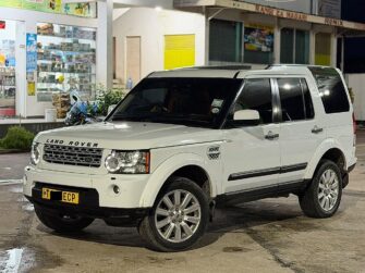 Price of Used Land Rover Discovery 4 2015 for Sale in Dar es Salaam Tanzania