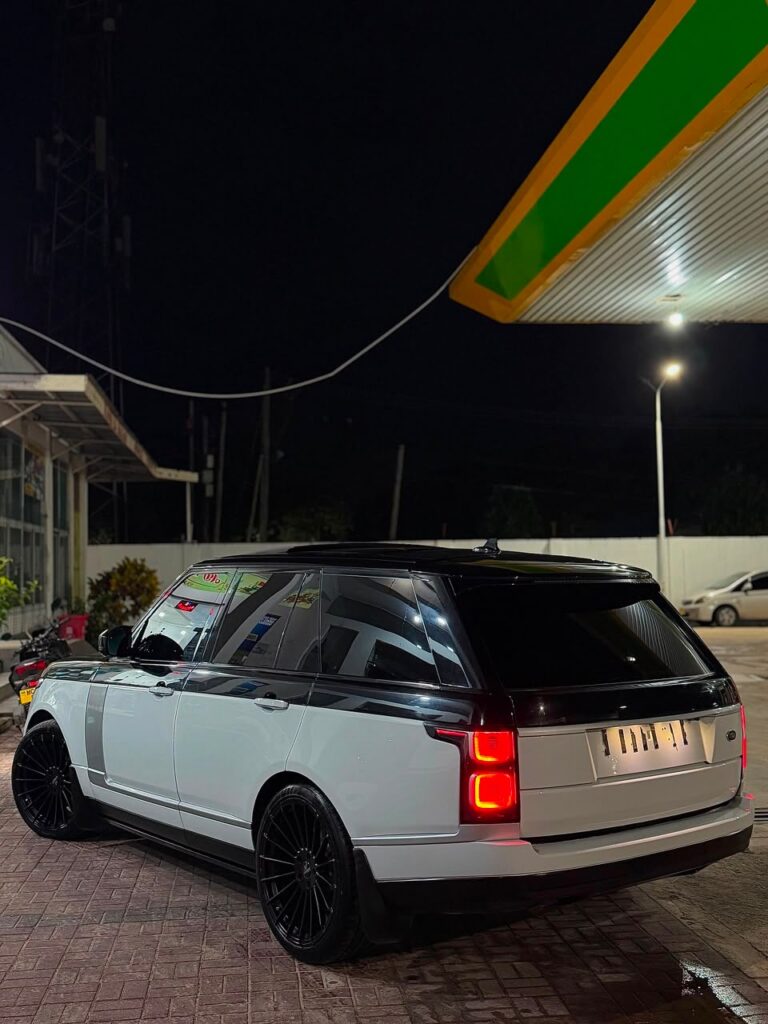 Buy Land Rover Range Rover 2016 for Sale in Dar es Salaam