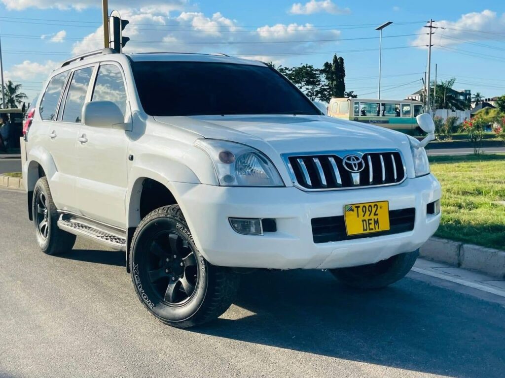 Bei ya Toyota Land Cruiser Prado 2007 Sokoni Dar es Salaam Tanzania