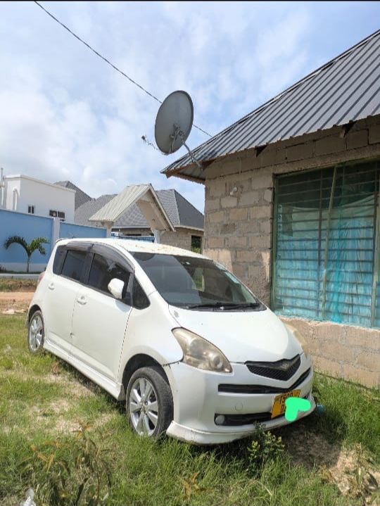 Used Toyota Ractis 2008 for Sale in Dar es Salaam