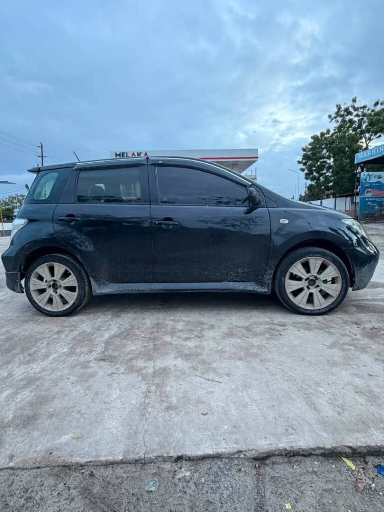 Buy Toyota IST 2004 for Sale in Dar es Salaam