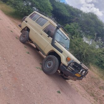 Bei Ya Toyota Land Cruiser 70 Series 1998 Sokoni Shinyanga Tanzania