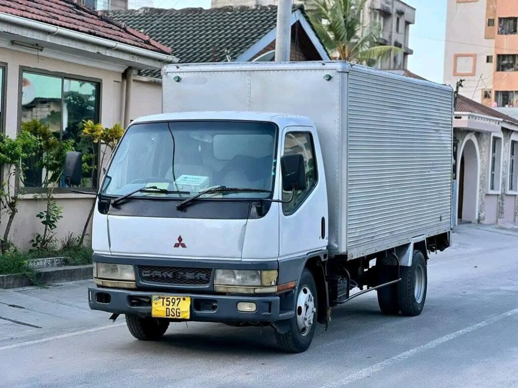Price Of Mitsubishi Canter 2000 for Sale in Tanzania