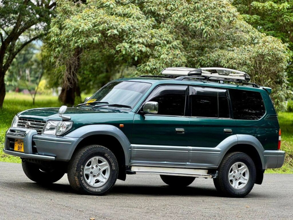 Toyota Land Cruiser Prado 2000 for Sale in Arusha