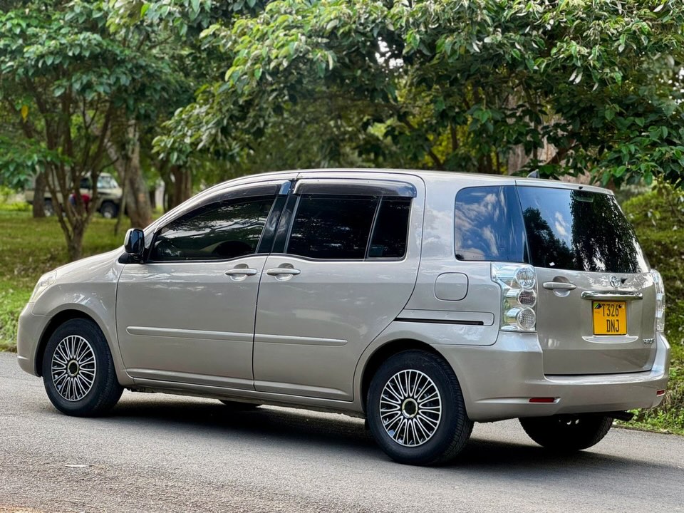 Magari Raum 2006 lipo Arusha