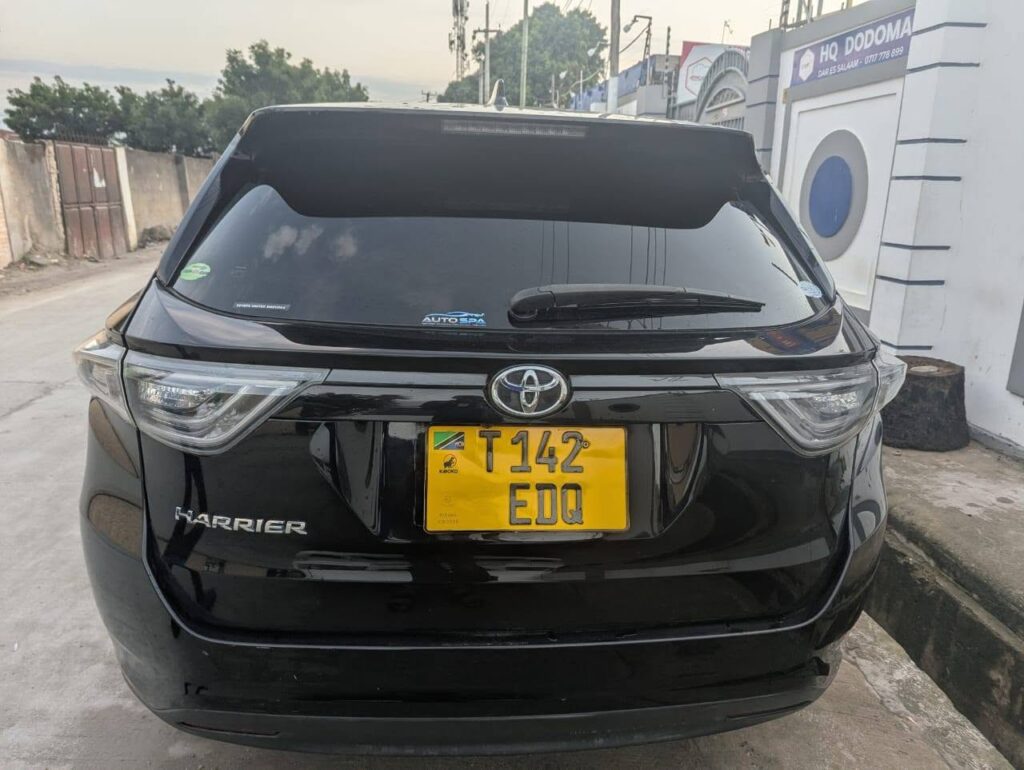 Toyota Harrier 2016 for Sale in Dar es Salaam