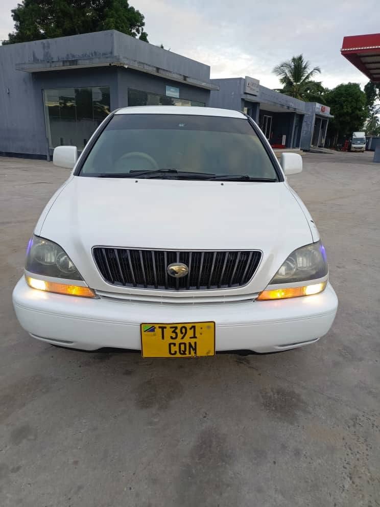 Buy Toyota Harrier 2000 for Sale in Dar es Salaam