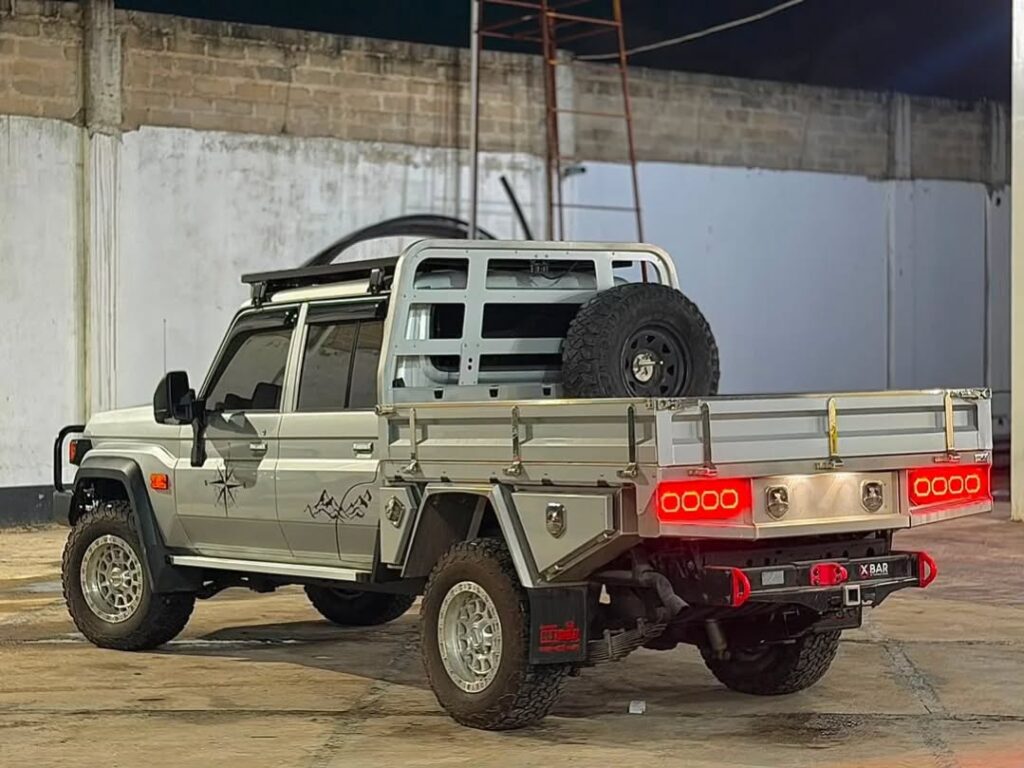 Magari Used Toyota Land Cruiser 79 Pickup 2025 Dar es Salaam Tanzania