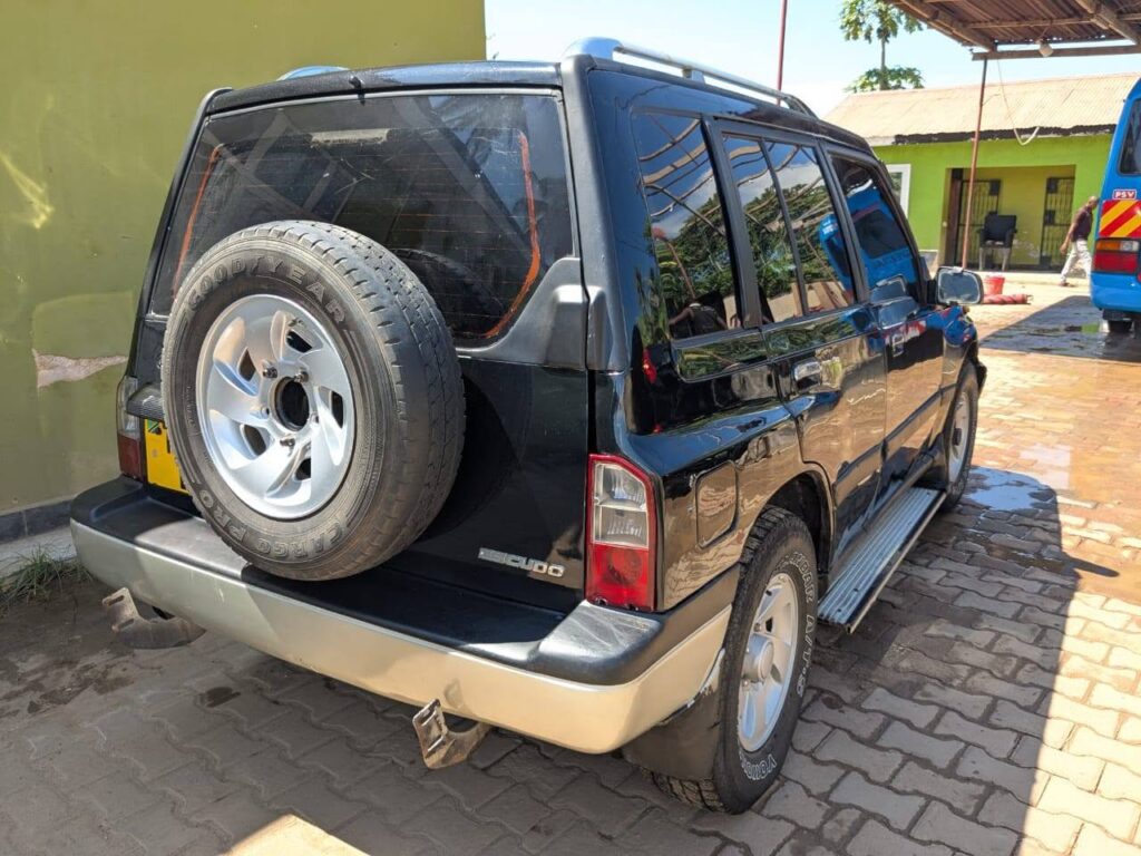 Magari Sokoni Suzuki Escudo ya Bei Poa 1996