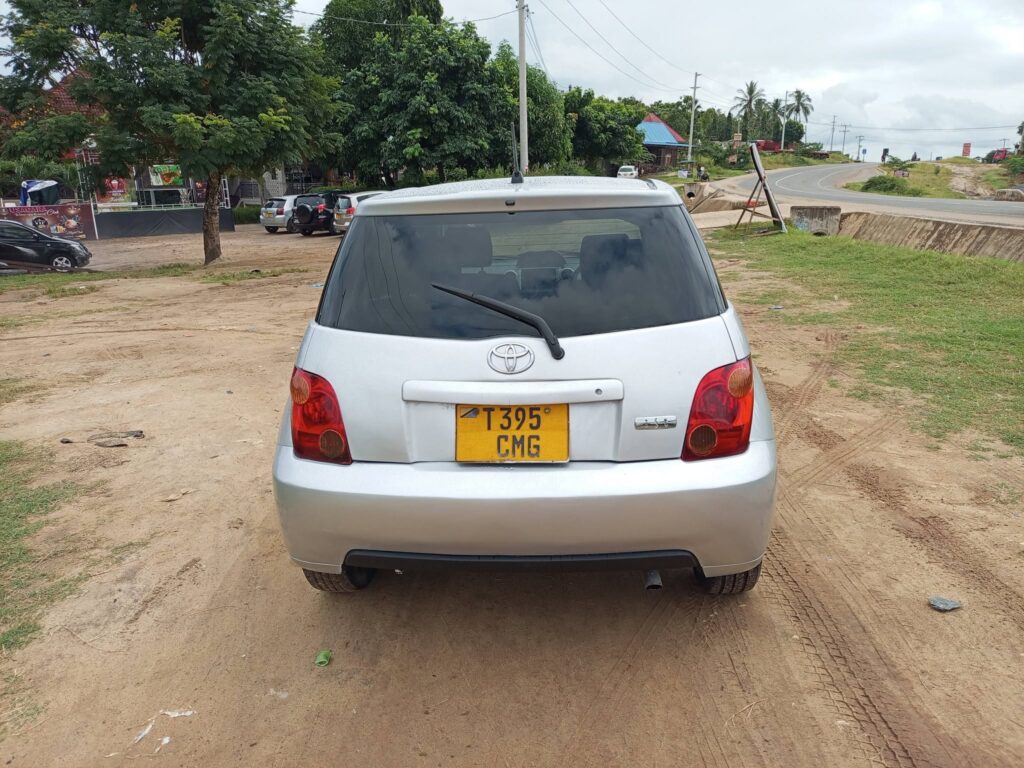 Toyota IST 2004 for Sale in Dar es Salaam