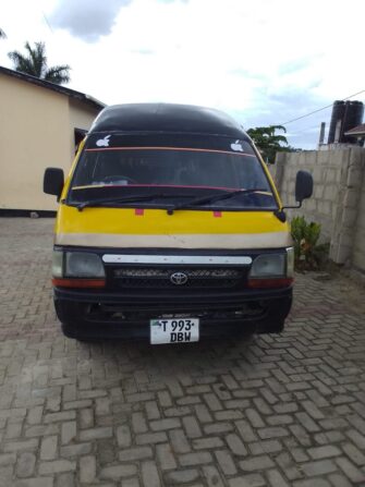 Price of Used Toyota Hiace 2000 for Sale in Dar es Salaam Tanzania