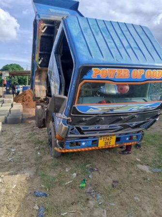 Price of Used Mitsubishi Canter 2000 for Sale in Dar es Salaam Tanzania