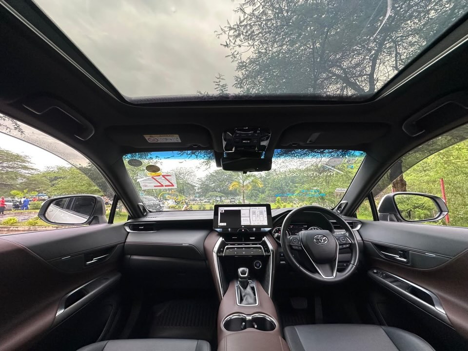 Price Toyota Harrier 2020 for Sale in Dar es Salaam