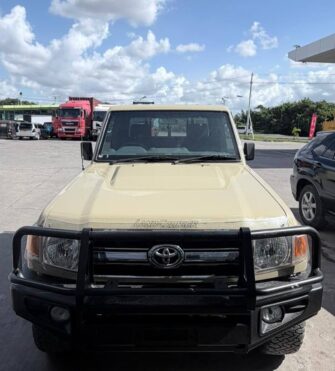 Bei Ya Toyota Land Cruiser 79 Pickup 2014 Sokoni Dar es Salaam Tanzania