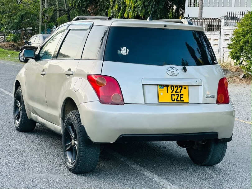 Price Toyota IST 2006 for Sale in Mwanza