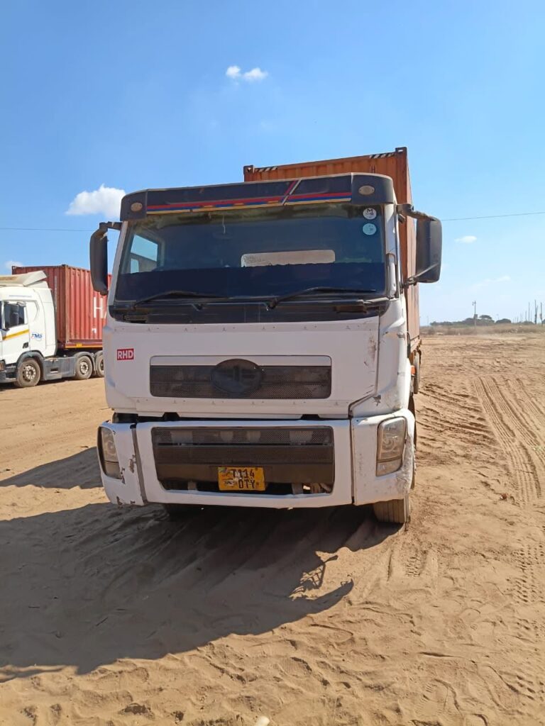 Price Of FAW J6P 2018 for Sale in Tanzania