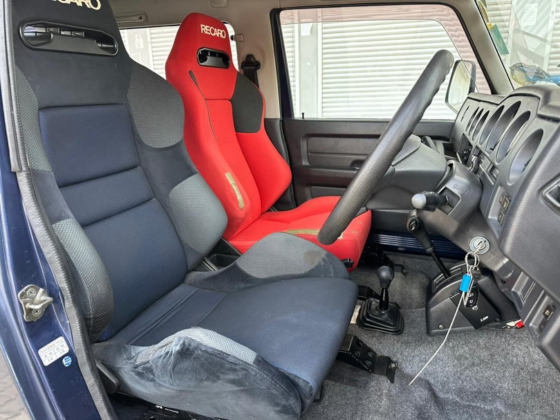 Magari Jimny 1995 lipo Dar es Salaam