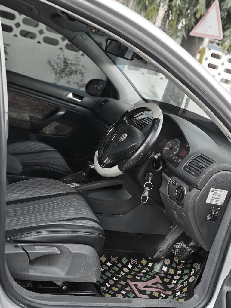 Price Of Volkswagen Golf 2007 for Sale in Tanzania
