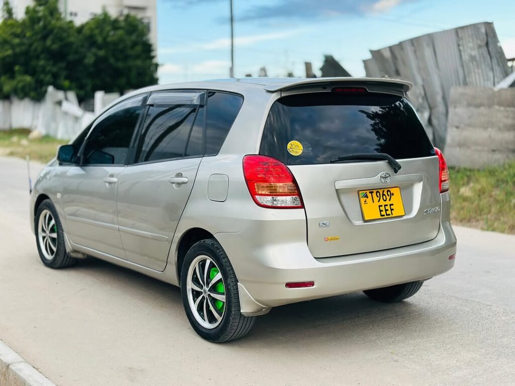 Toyota BB 2008 Inauzwa Dar es Salaam Tanzania