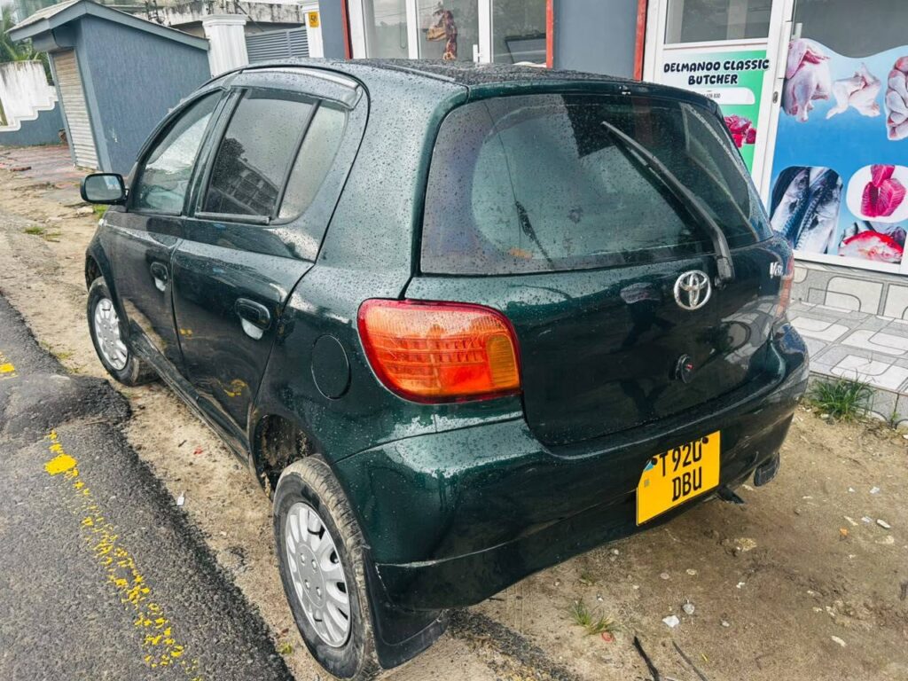 Toyota Vitz 2003 for Sale in Dar es Salaam