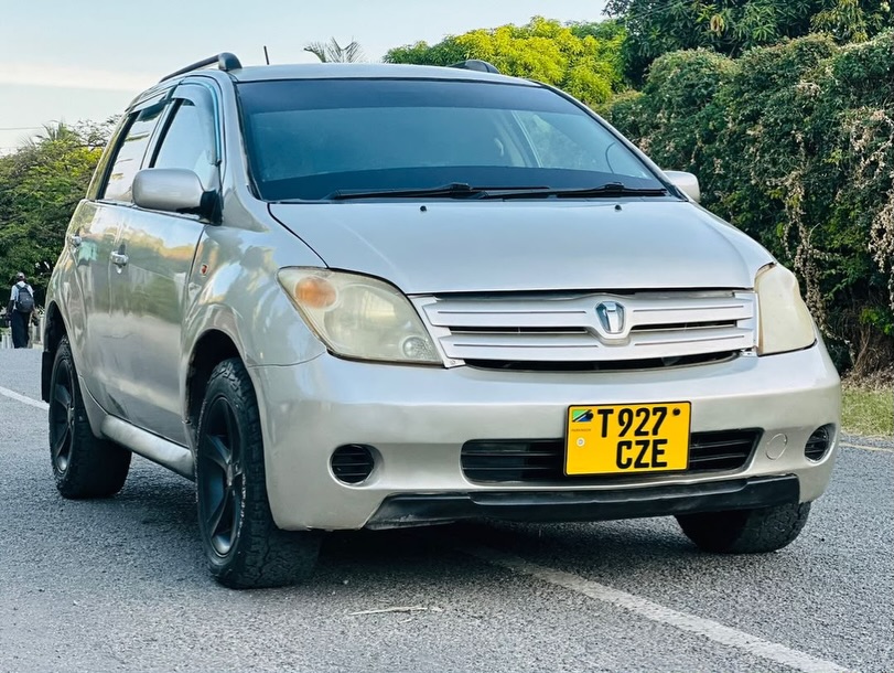Price Of Toyota IST 2006 for Sale in Tanzania