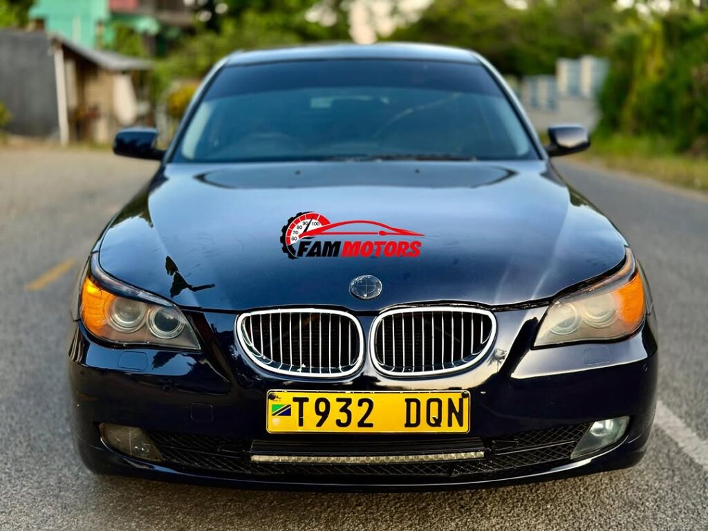 Used BMW 5 Series 2004 for Sale in Mwanza