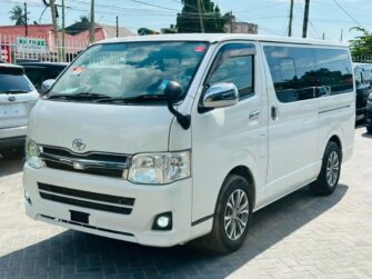 Bei Ya Toyota Hiace 2011 Sokoni Dar es Salaam Tanzania