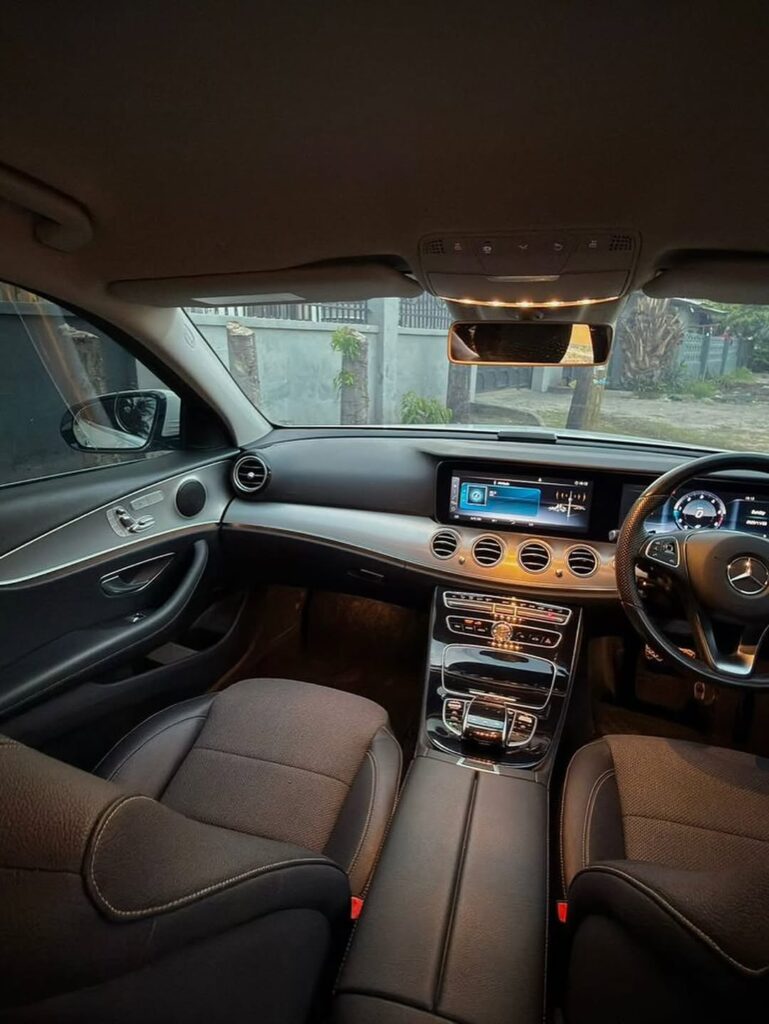 Magari E-Class 2017 lipo Dar es Salaam