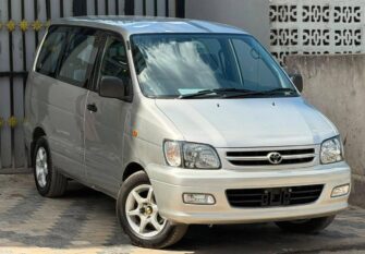 Bei Ya Toyota TownAce 2001 Sokoni Dar es Salaam Tanzania