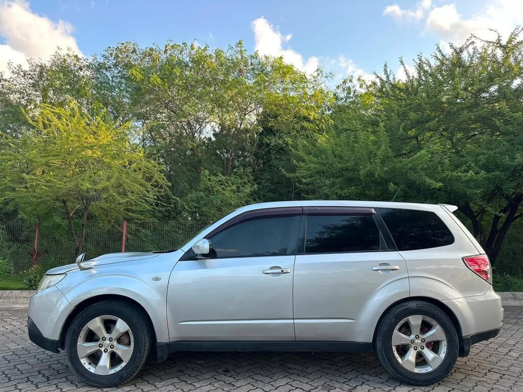 Magari Sokoni Subaru Forester ya Bei Poa 2010