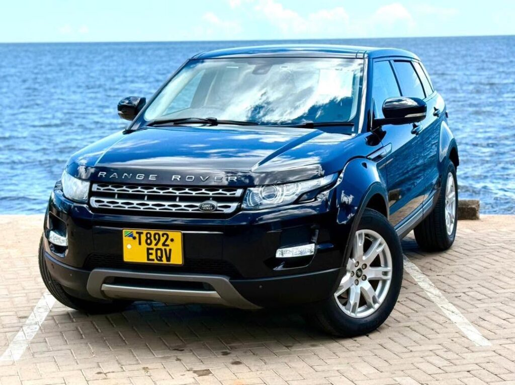 Magari Evoque 2015 lipo Dar es Salaam