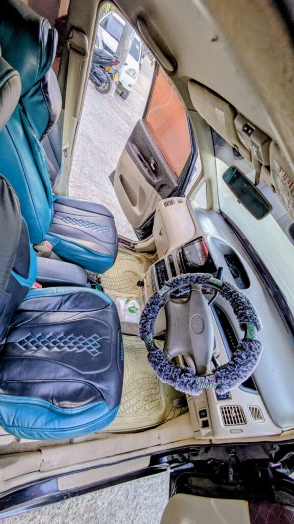 Magari Sokoni Toyota Nadia ya Bei Poa 2000
