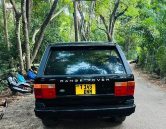 Bei Ya Land Rover Range Rover 1998 Sokoni Dar es Salaam Tanzania