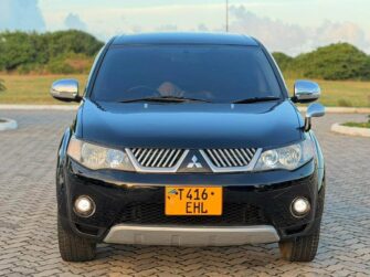 Bei Ya Mitsubishi Outlander 2012 Sokoni Dar es Salaam Tanzania