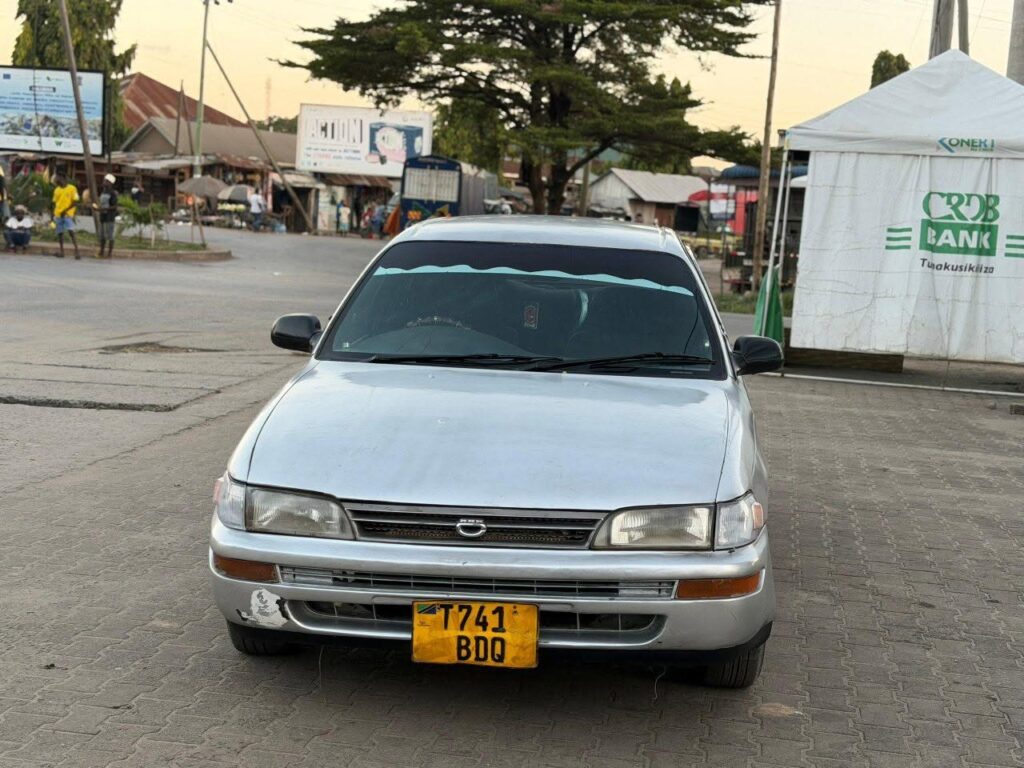 Price Of Toyota Corolla 1995 for Sale in Tanzania