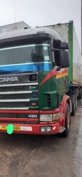 Bei Ya Scania 124 2000 Sokoni Dar es Salaam Tanzania