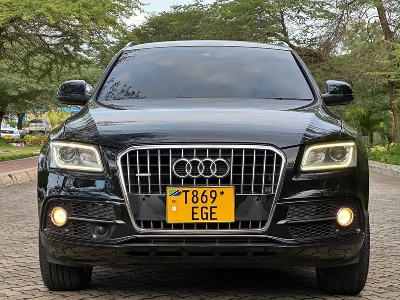 Bei ya Audi Q5 2012 Sokoni Dar es Salaam Tanzania