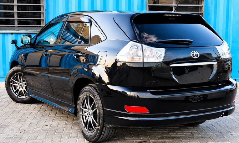 Magari Used Toyota Harrier 2005 Dar es Salaam Tanzania