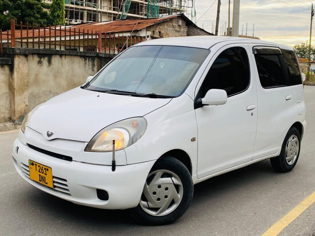 Buy Toyota Funcargo 2003 for Sale in Dar es Salaam