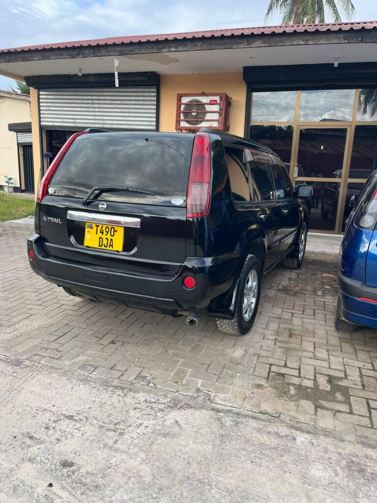 Price Nissan X-Trail 2006 for Sale in Dar es Salaam