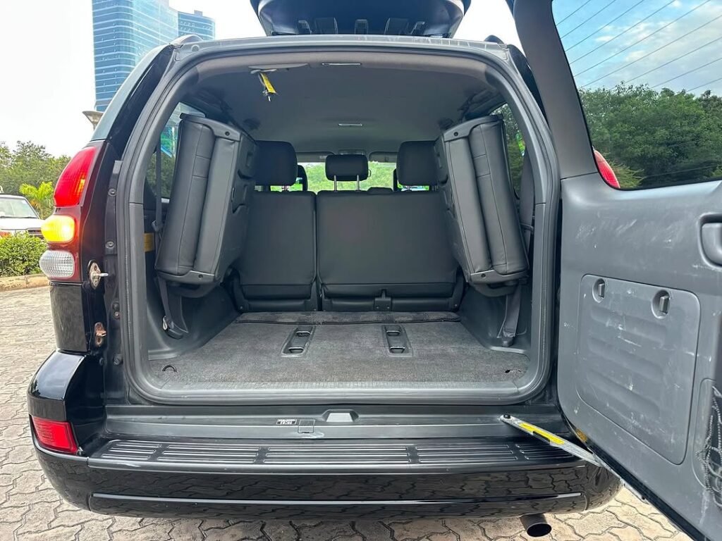 Price Toyota Land Cruiser Prado 2006 for Sale in Dar es Salaam