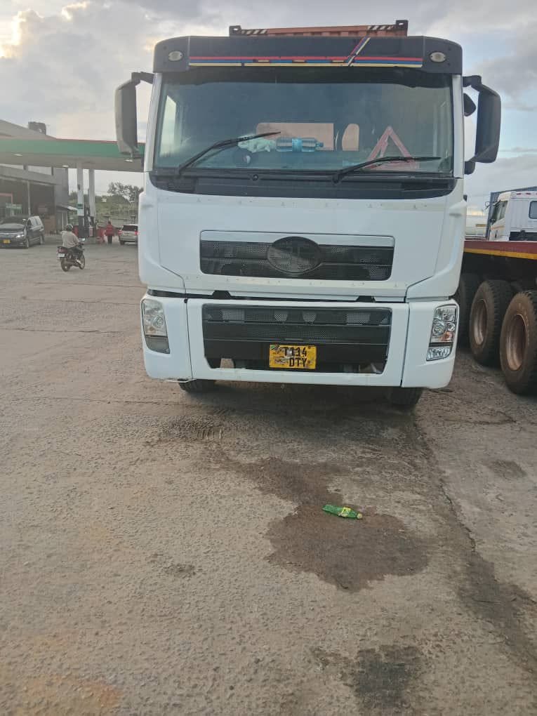 Price FAW J6P 2018 for Sale in Mbeya