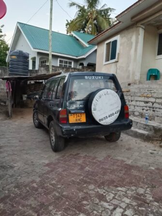 Price of Used Suzuki Escudo 1995 for Sale in Dar es Salaam Tanzania
