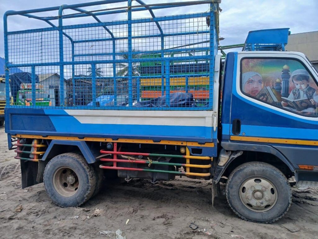 Price Of Mitsubishi Canter 2000 for Sale in Tanzania