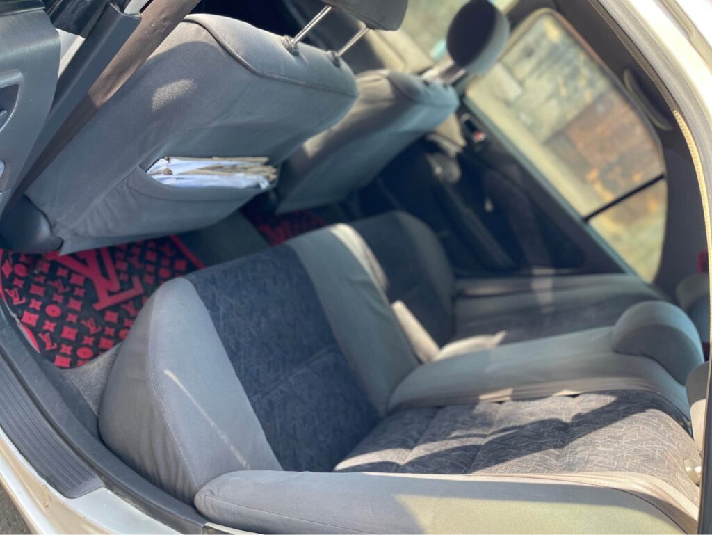 Price Toyota Carina 1995 for Sale in Dar es Salaam